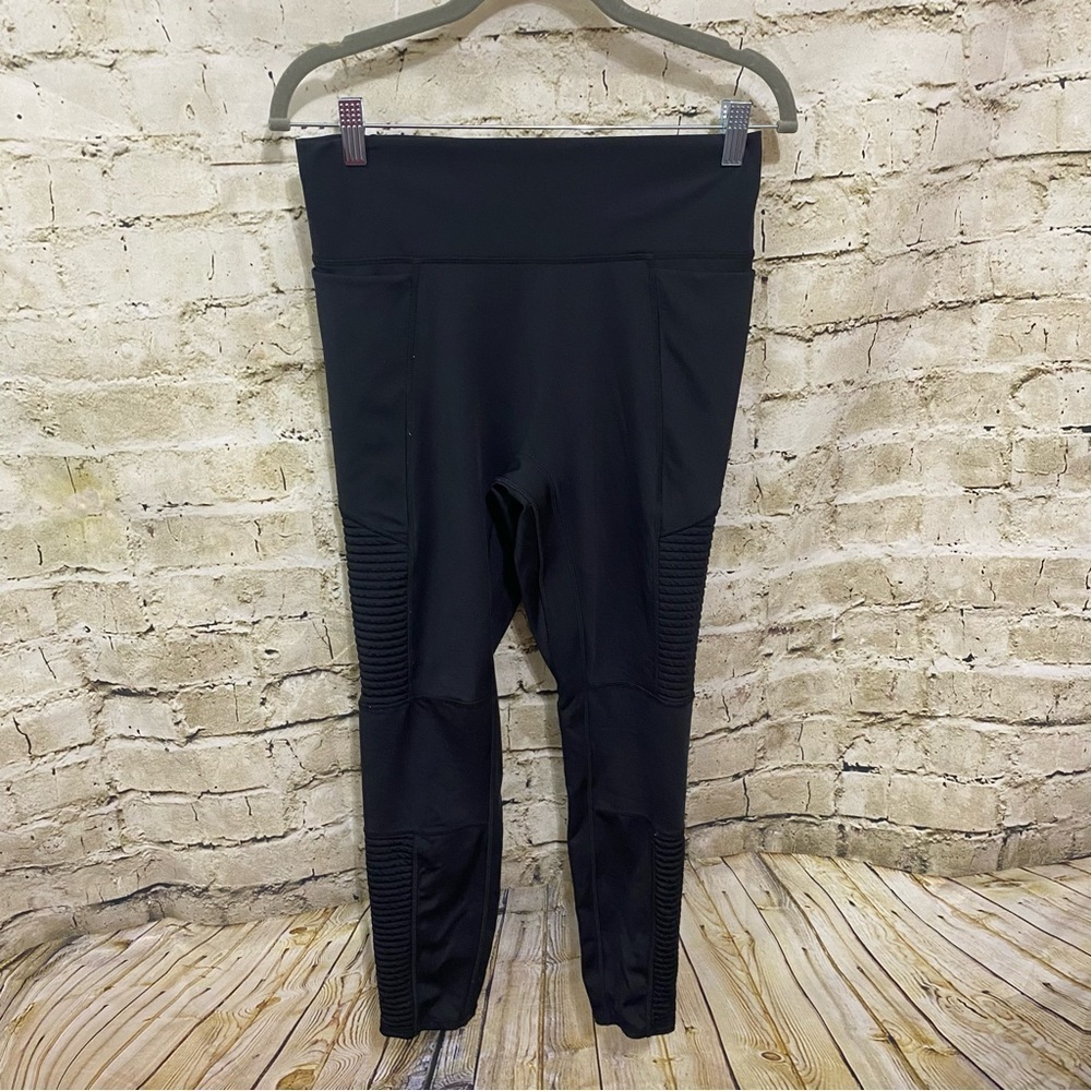 Fabletics Black Inset Athletic Leggings